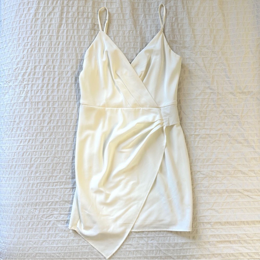 Blue Blush Asymmetric Bodycon White Graduation Dress